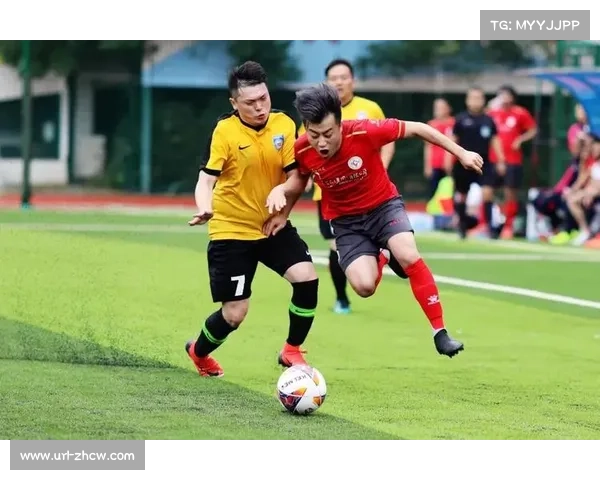 “野路子”足球的胜利:新疆放羊娃五年培养50名职业球员 “野路子”足球的胜利:新疆放羊娃五年培养50名职业球员